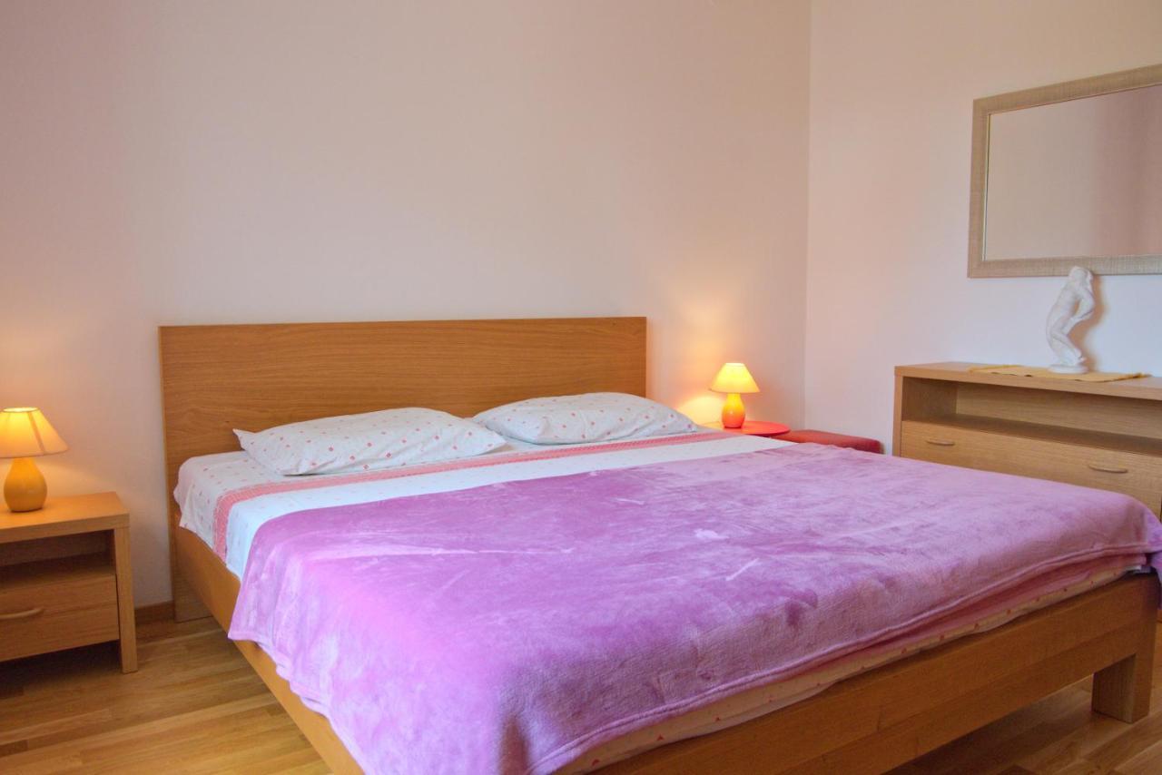 Apartments Vili 우마그 외부 사진