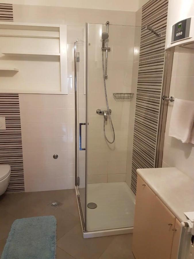 Apartments Vili 우마그 외부 사진